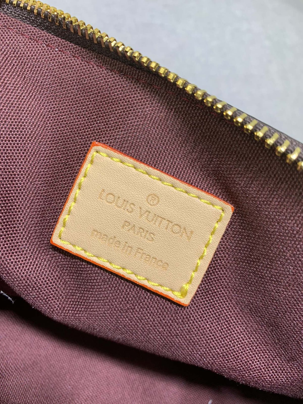 Louis Vuitton M46999 Viva-cité Shoulder Bags Size 25*15*8cm - Image 8