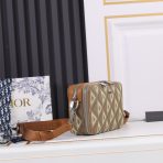 Dior 2022SS Oblique Men Shoulder Bags 17*12*6cm - Image 2