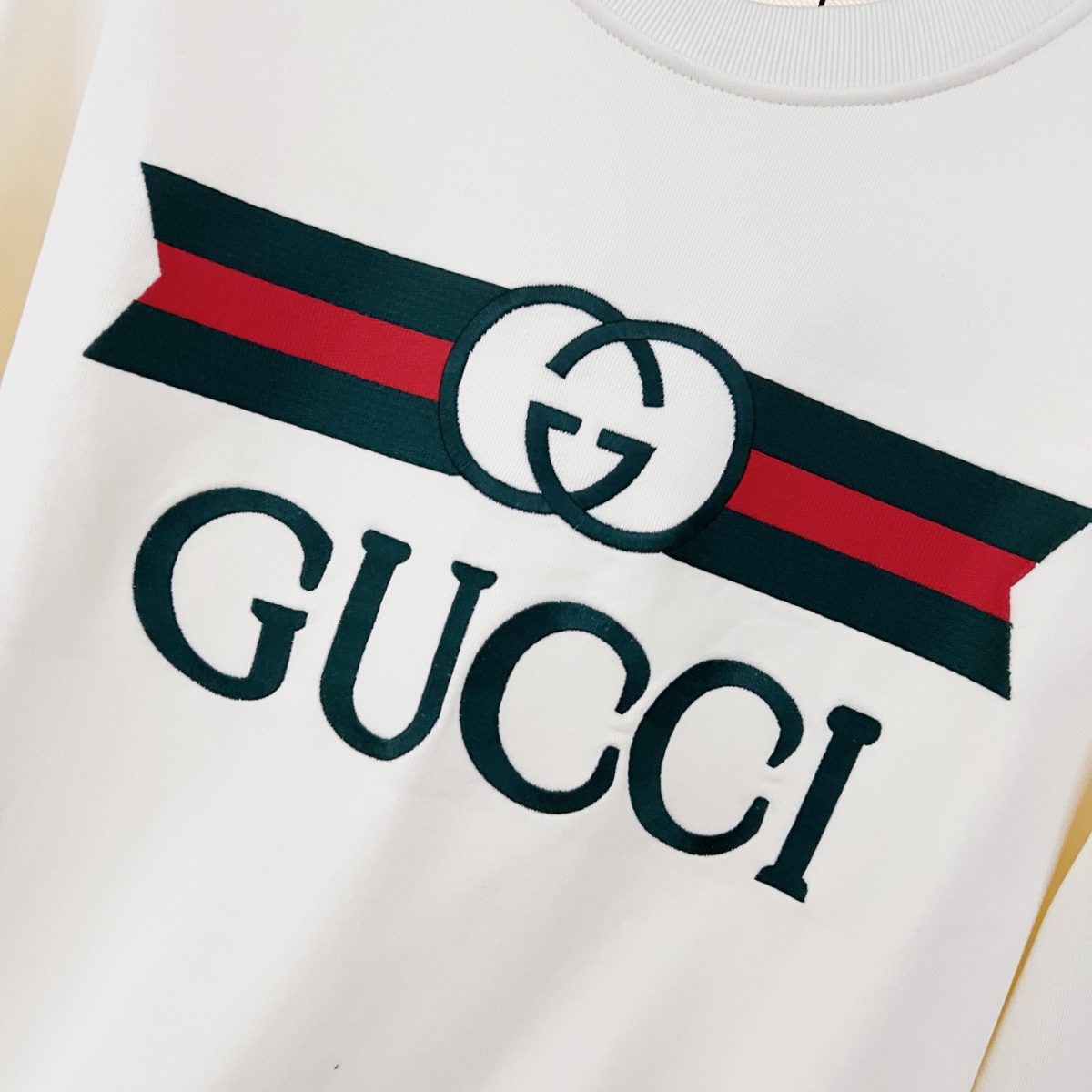 Gucci Unisex Sweatshirt Size S-XL - Image 2