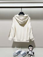 Burberry Unisex Sweatshirt Size S-XL - Image 3