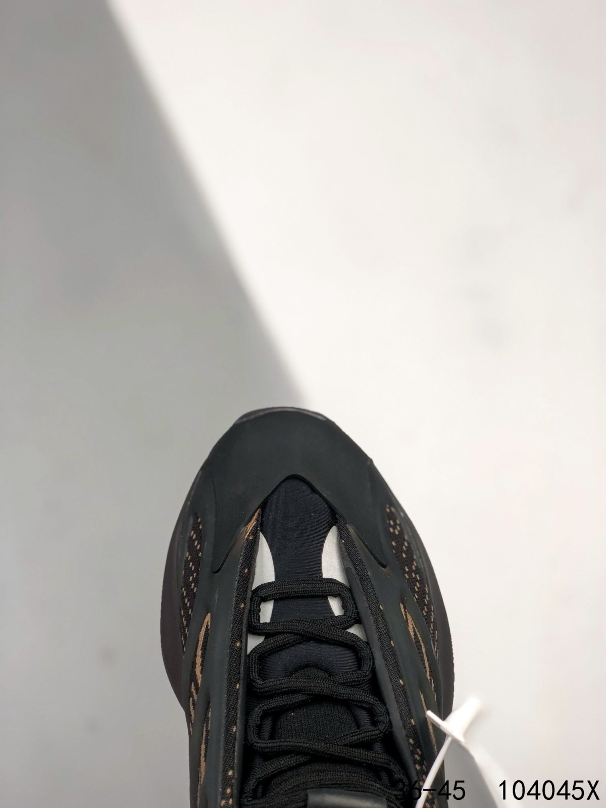 Yeezy 700 V3 Mens/Women's Sneakers Shoes 36 - 45 - Image 3