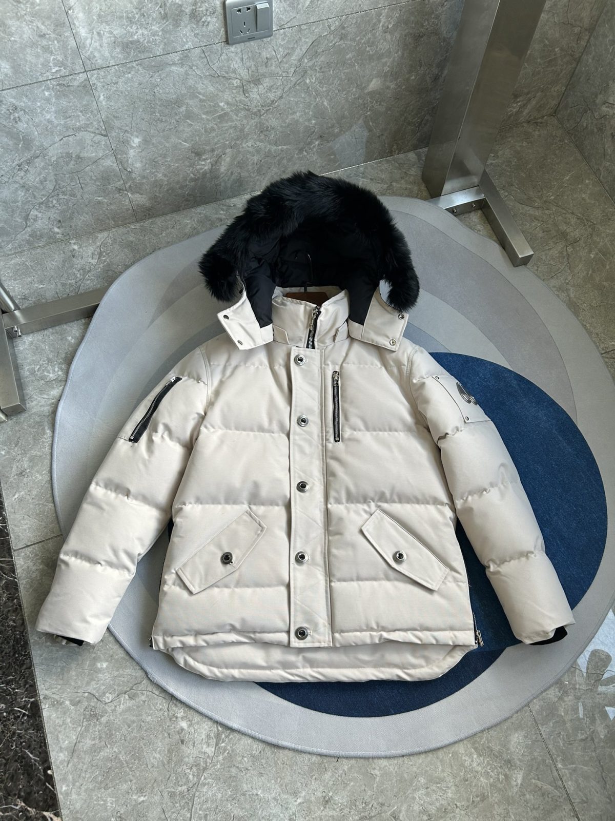 Moose Knuckles 06 Men Winter Jacket Size S-XXL Beige - Image 3