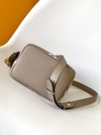 Louis Vuitton M13045 Women Shoulder Bags Size 16*18*12cm - Image 4