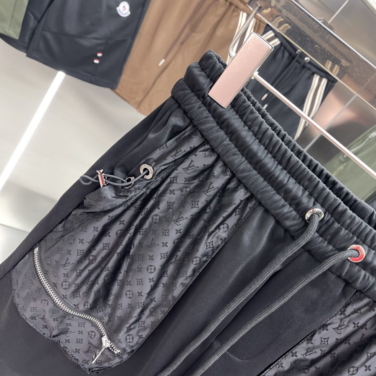 Louis Vuitton Shorts M-3XL - Image 6