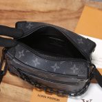Louis Vuitton M44735 Soft Trunk Men Bags Size 18.5*13*8cm - Image 9