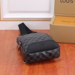Louis Vuitton N41719 avenue Men Bags Size 20*31*10cm - Image 4