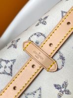 Louis Vuitton M24707 CarryAll Women Bags Size 29*24*12cm - Image 7