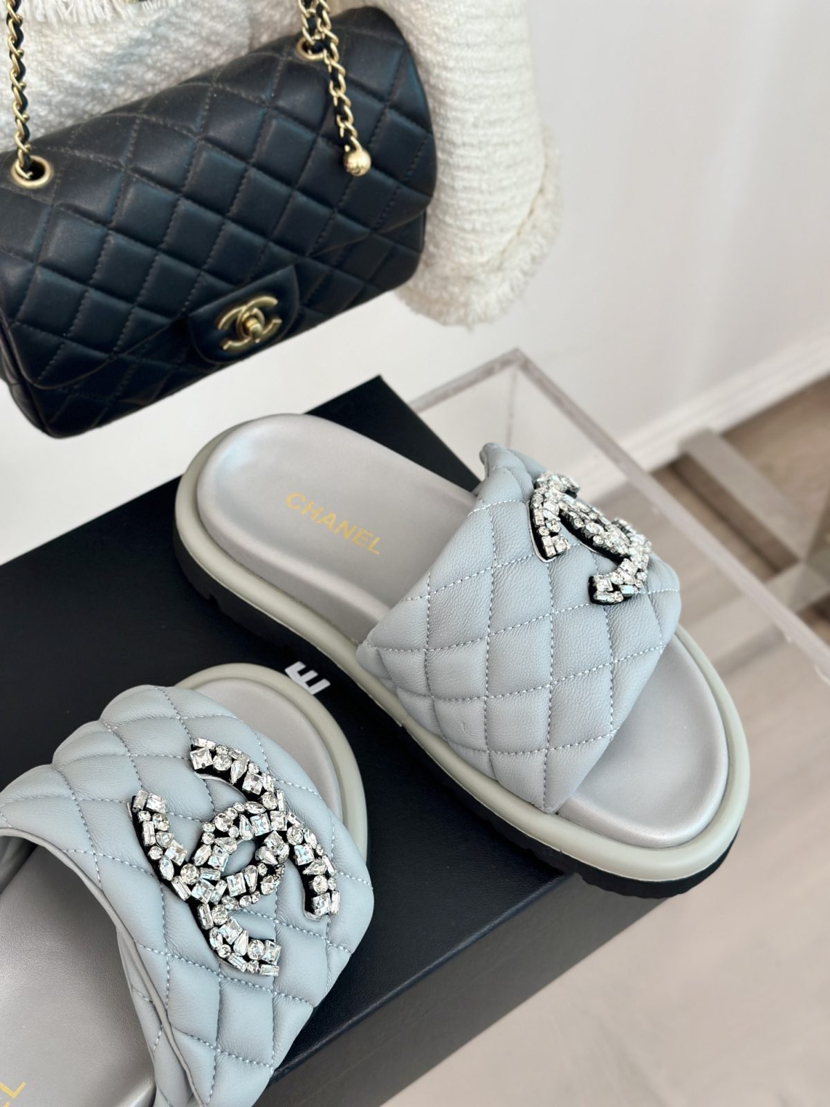 Chanel 2024 New Slippers Size 36-41 - Image 5