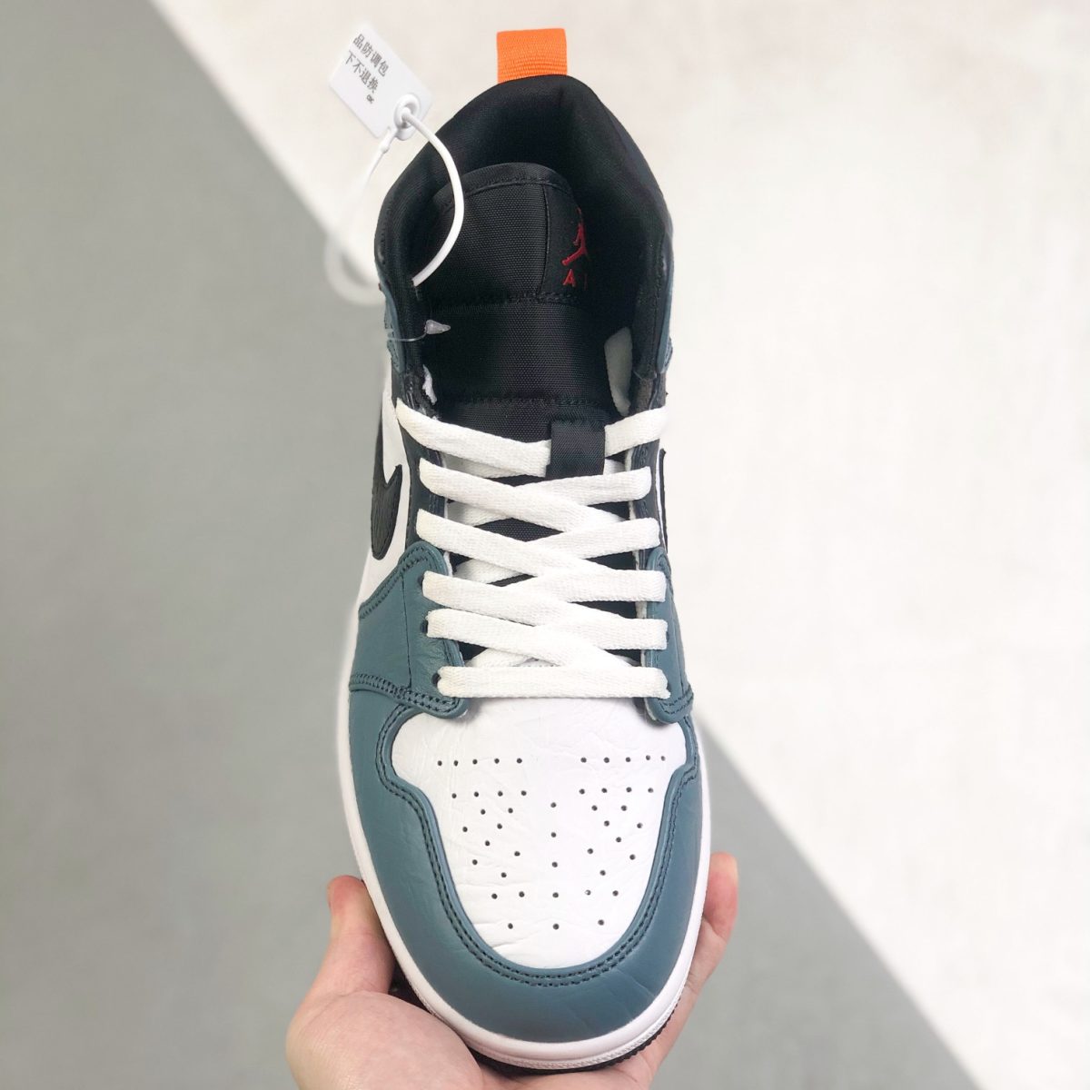 Nike Air Jordan 1 High Top Sneakers Shoes Gr. 36-46 - Image 2