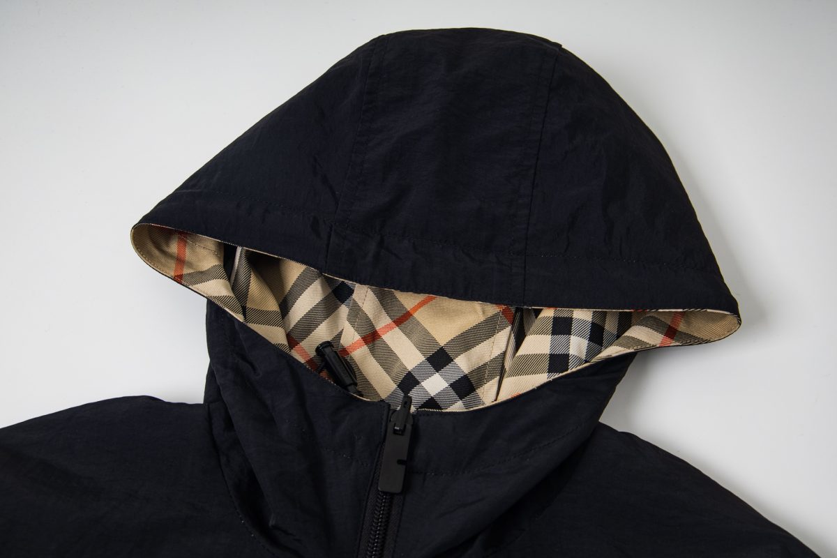 Burberry Jacket Size S-XL - Image 13