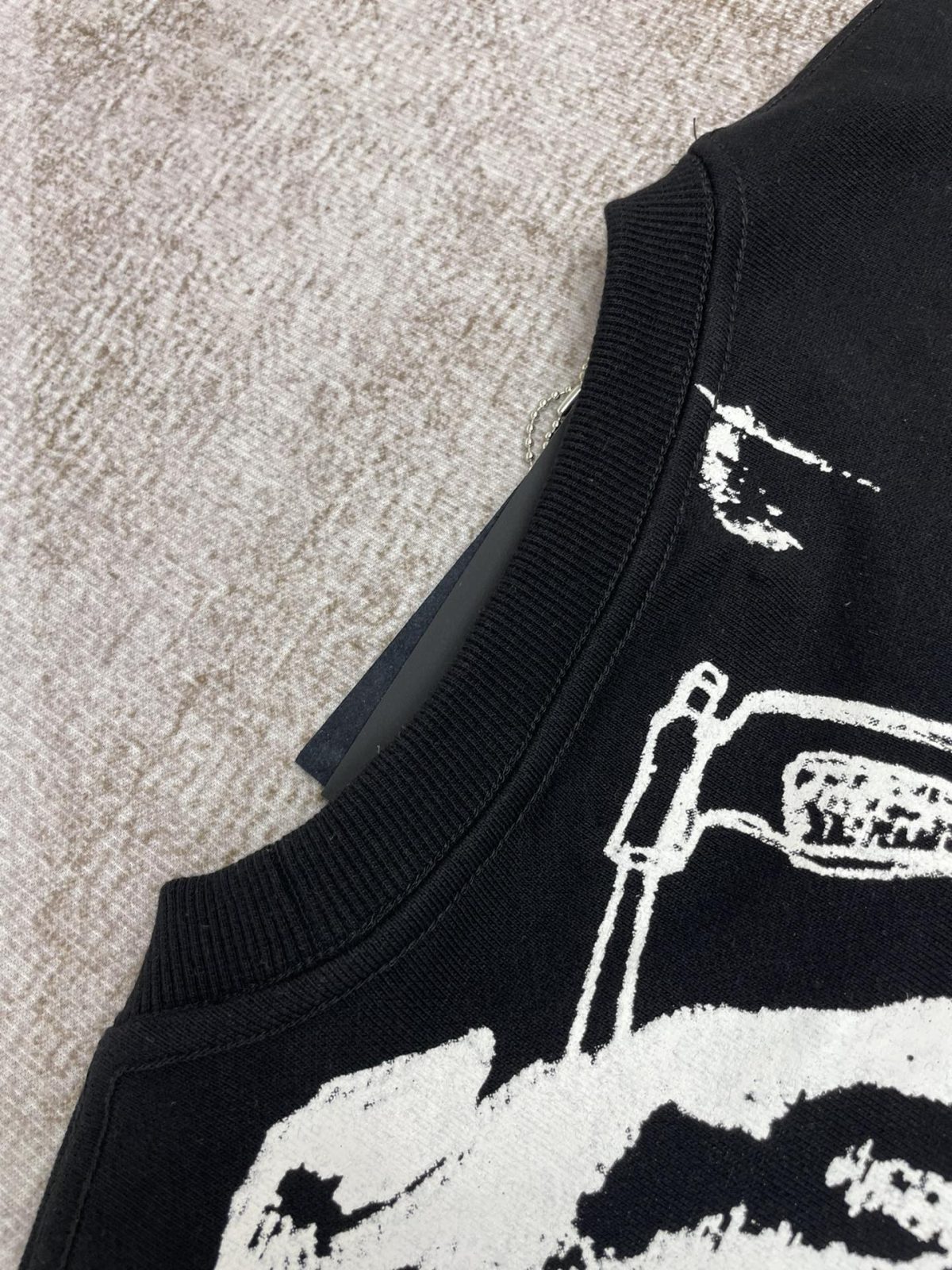 Amiri  Unisex Sweatshirt Size S-XL - Image 6