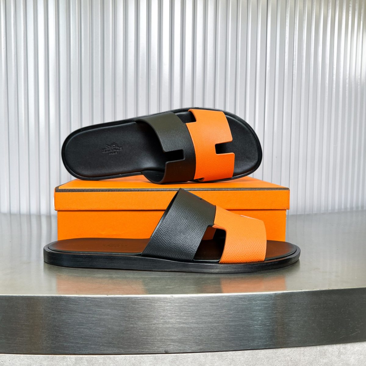 Hermes lzmir Sandals Size 40-45 - Image 4