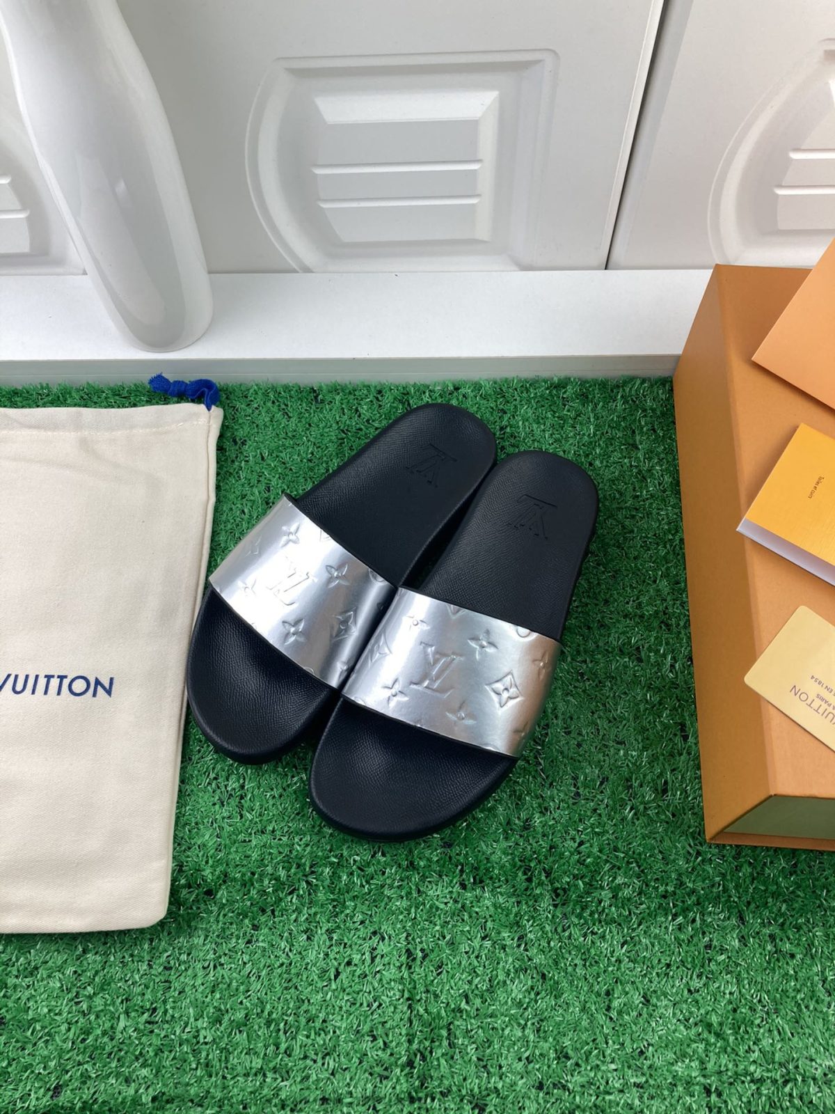 Louis Vuitton 2024ss Candy Series Slippers Size 36-45 - Image 3