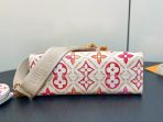 Louis Vuitton M25318 OnTheGo East West Shoulder Bag Size 25*13*10cm - Image 5
