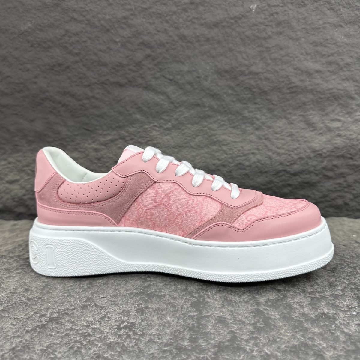 Gucci GG Supreme Sneaker Size 36-46 - Image 9