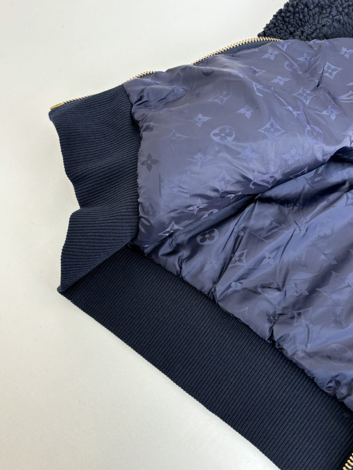 Louis Vuitton Unisex Jacket Size S-XL - Image 3