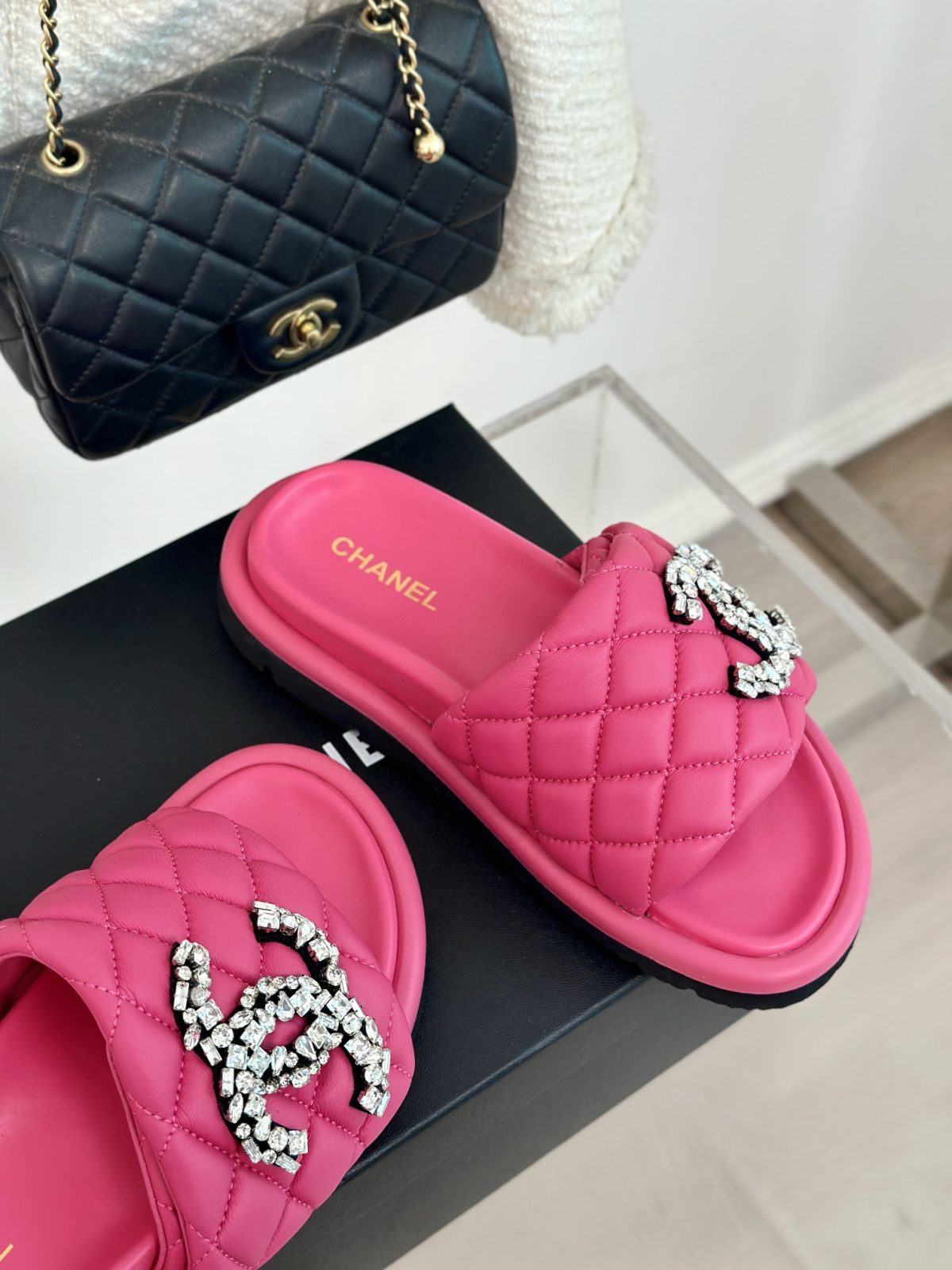 Chanel 2024 New Slippers Size 36-41 - Image 5