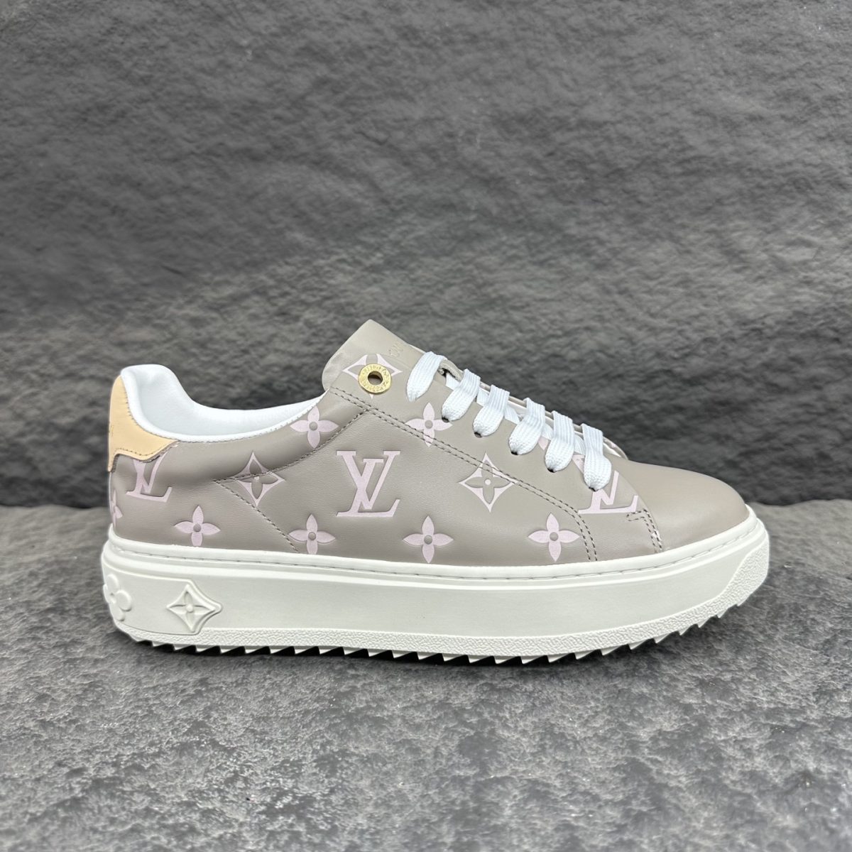 Louis Vuitton Time Out Sneaker Size 36-41 - Image 7
