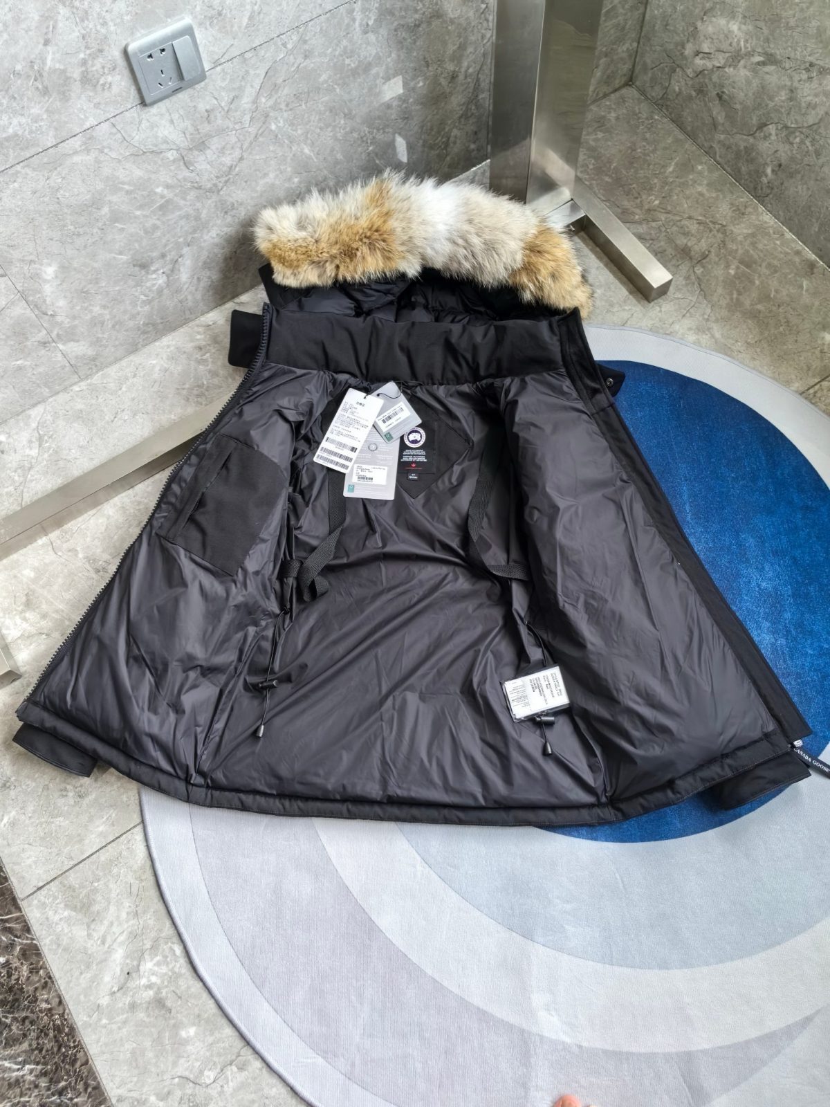 Canada Goose Down Jacket For Women Size XS-XL - Image 4