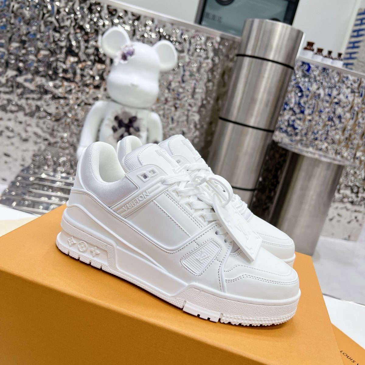 Louis Vuitton Trainer Sneaker White Size 36-46 - Image 1