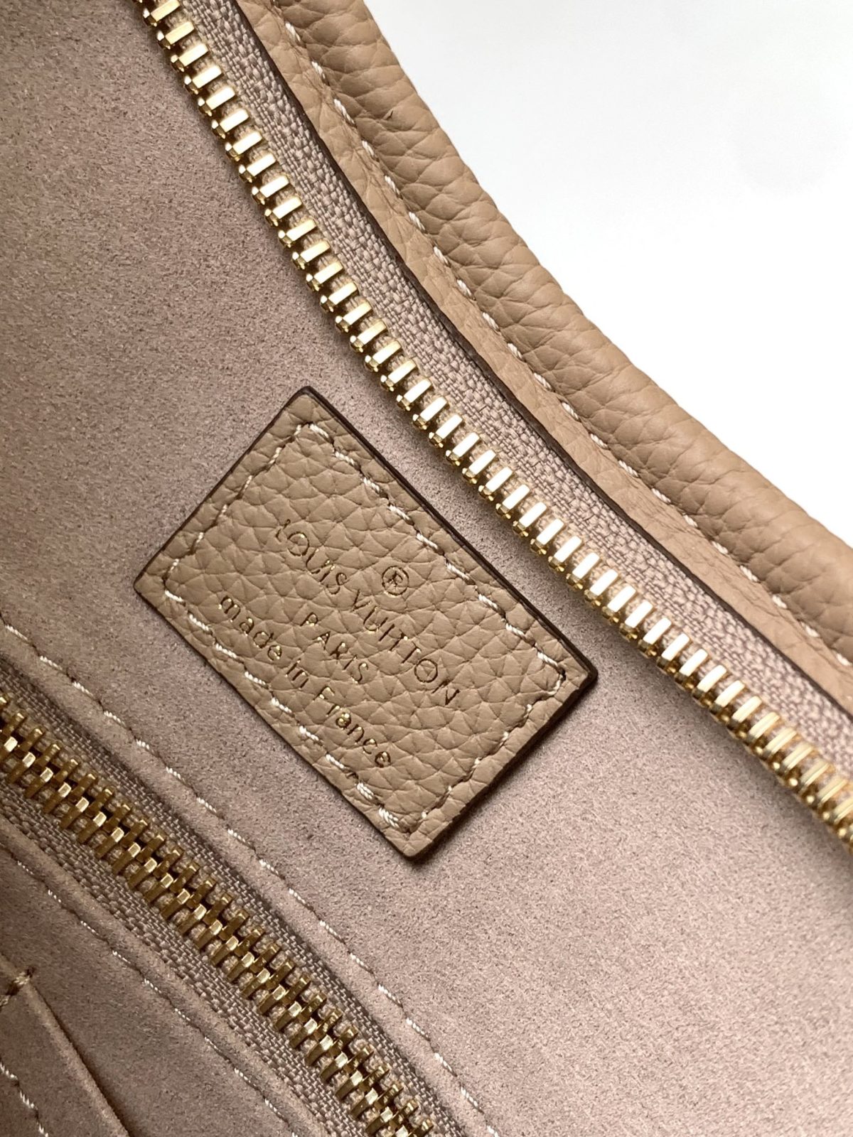 Louis Vuitton M47180 CarryAll Women Bags Size 29*24*12cm - Image 9
