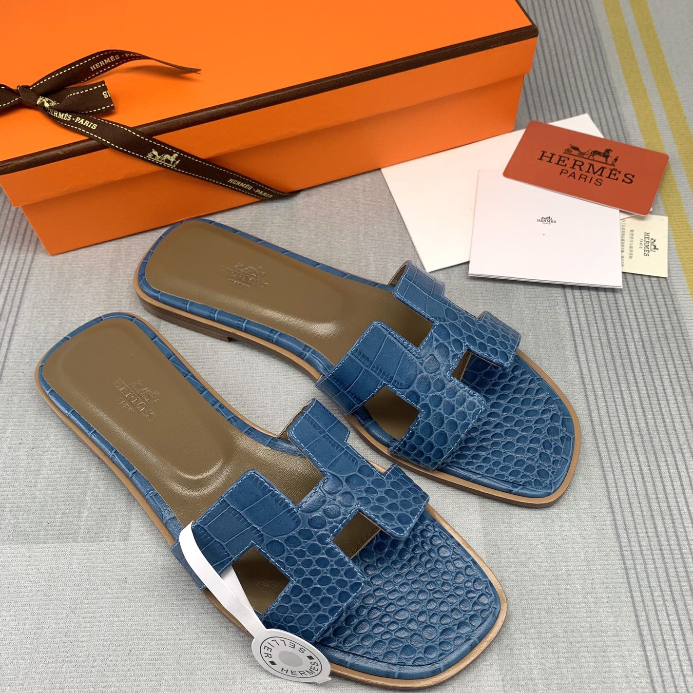 248e22d66c4a06b5.jpg Hermes Oran Slippers Size 35-41 12-Color - Image 1