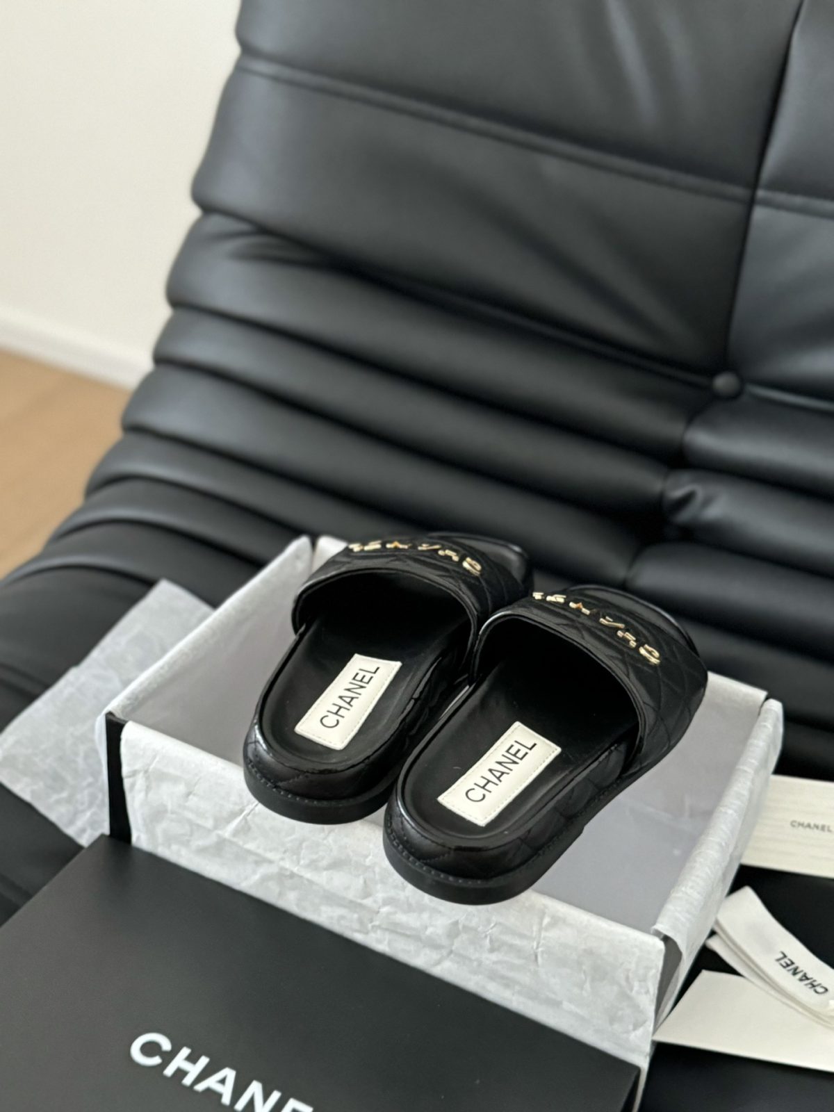 Chanel 2024 New Slippers Size 36-41 - Image 4