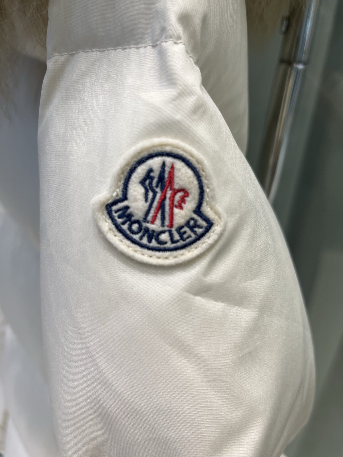 Moncler 25SS Laichefur Women Down Jacket Size 1-4 - Image 3