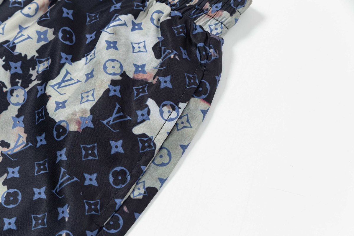 Louis Vuitton Beach Pants Size M-XXXL - Image 5