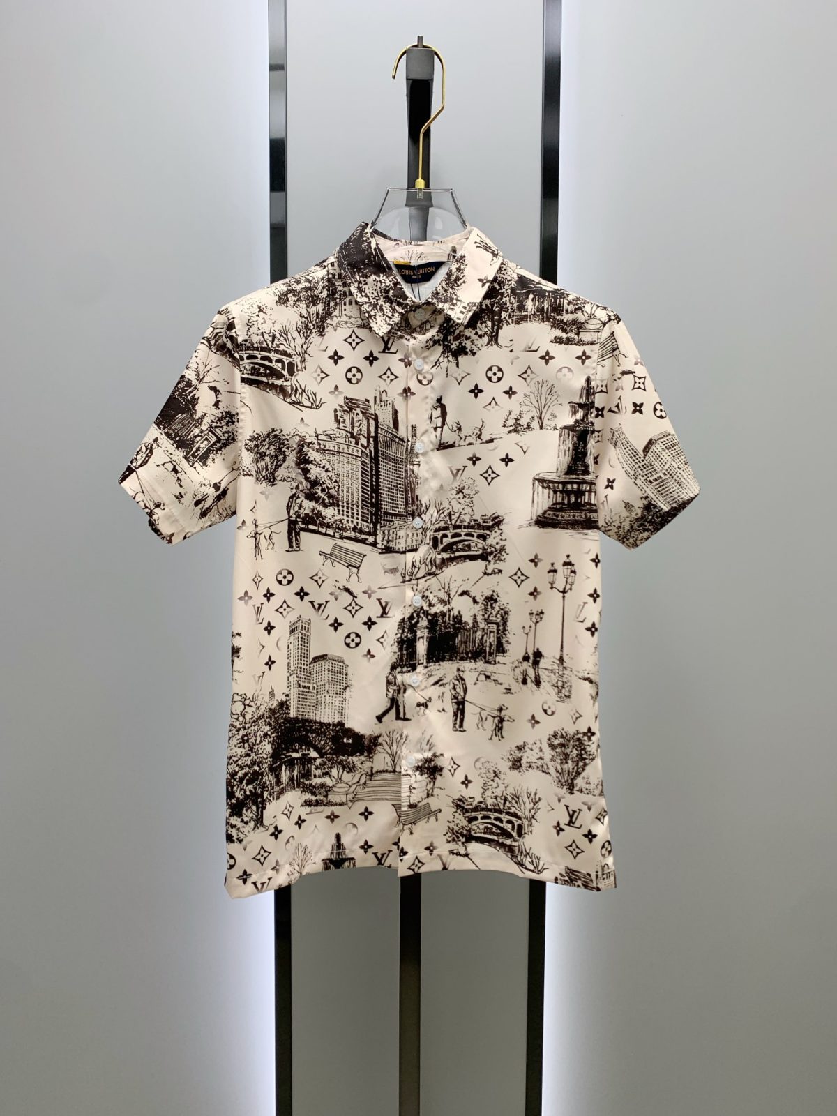 Louis Vuitton Sommeranzug Size M-XXL - Image 2
