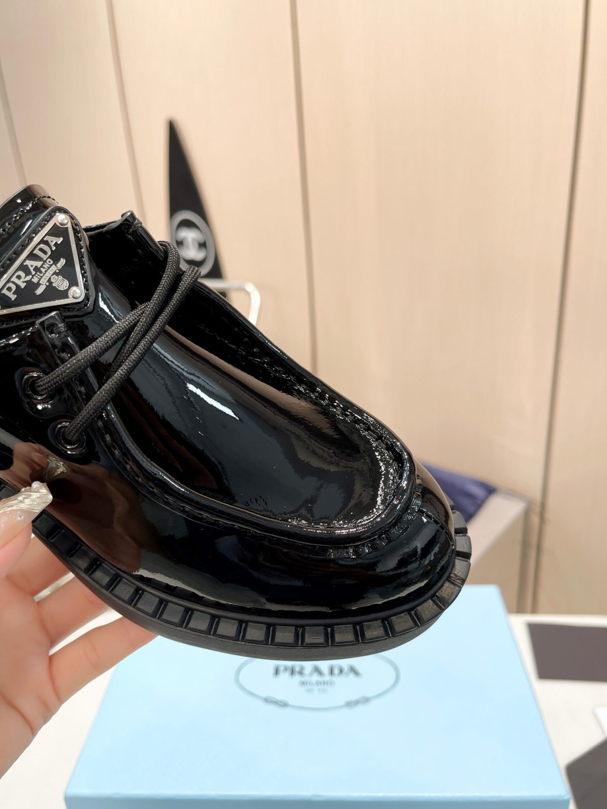 Prada New Women Loafers Size 35-41 - Image 8
