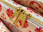 Louis Vuitton M25318 OnTheGo East West Shoulder Bag Size 25*13*10cm - Image 9