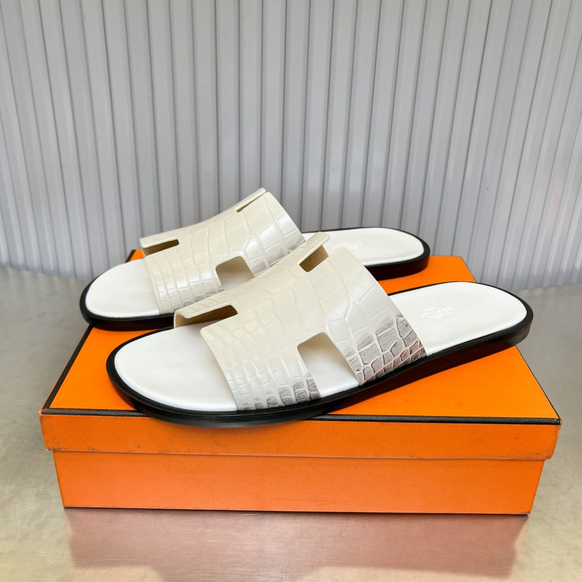 Hermes lzmir Sandals Size 40-45 - Image 1