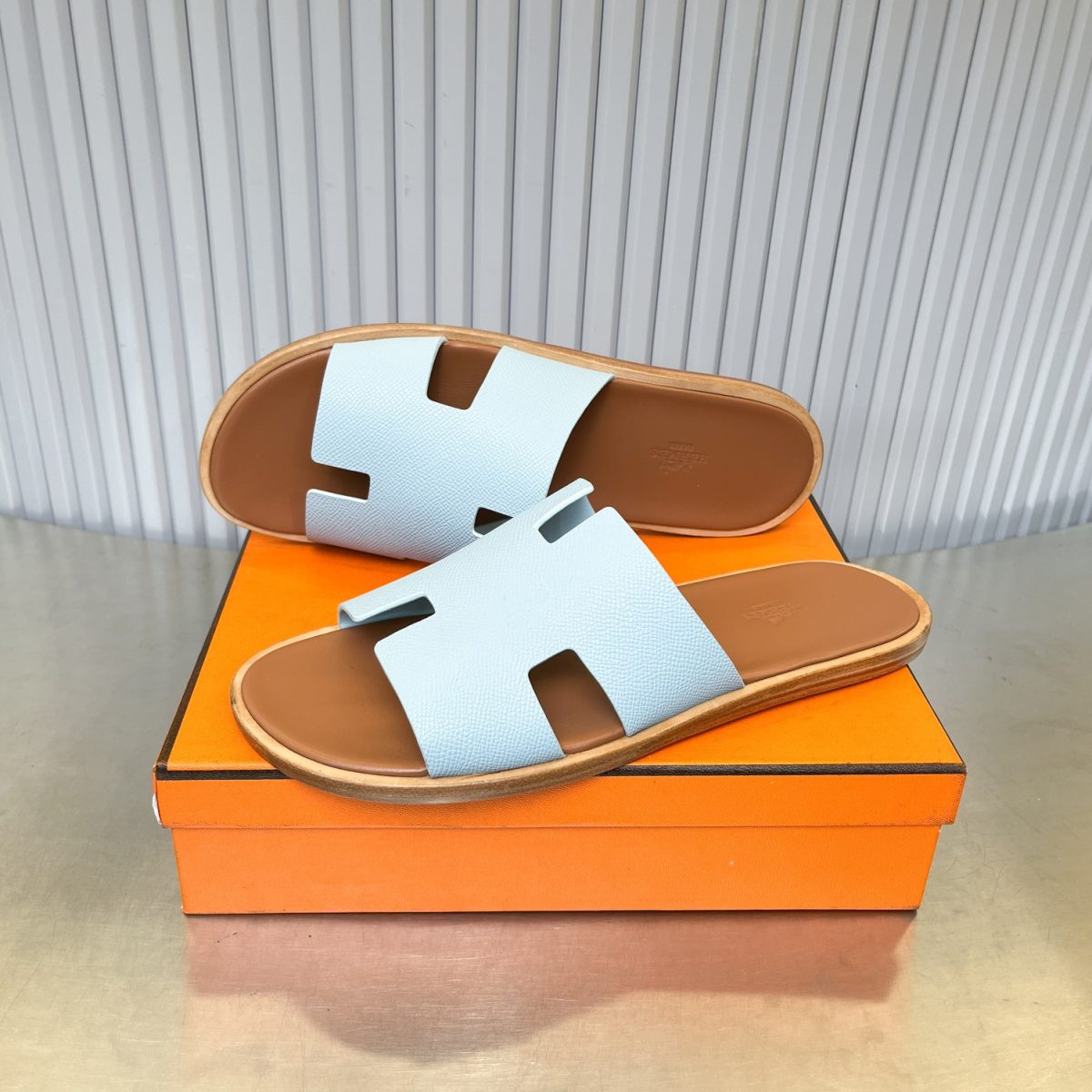 Hermes lzmir Sandals Size 40-45 - Image 3