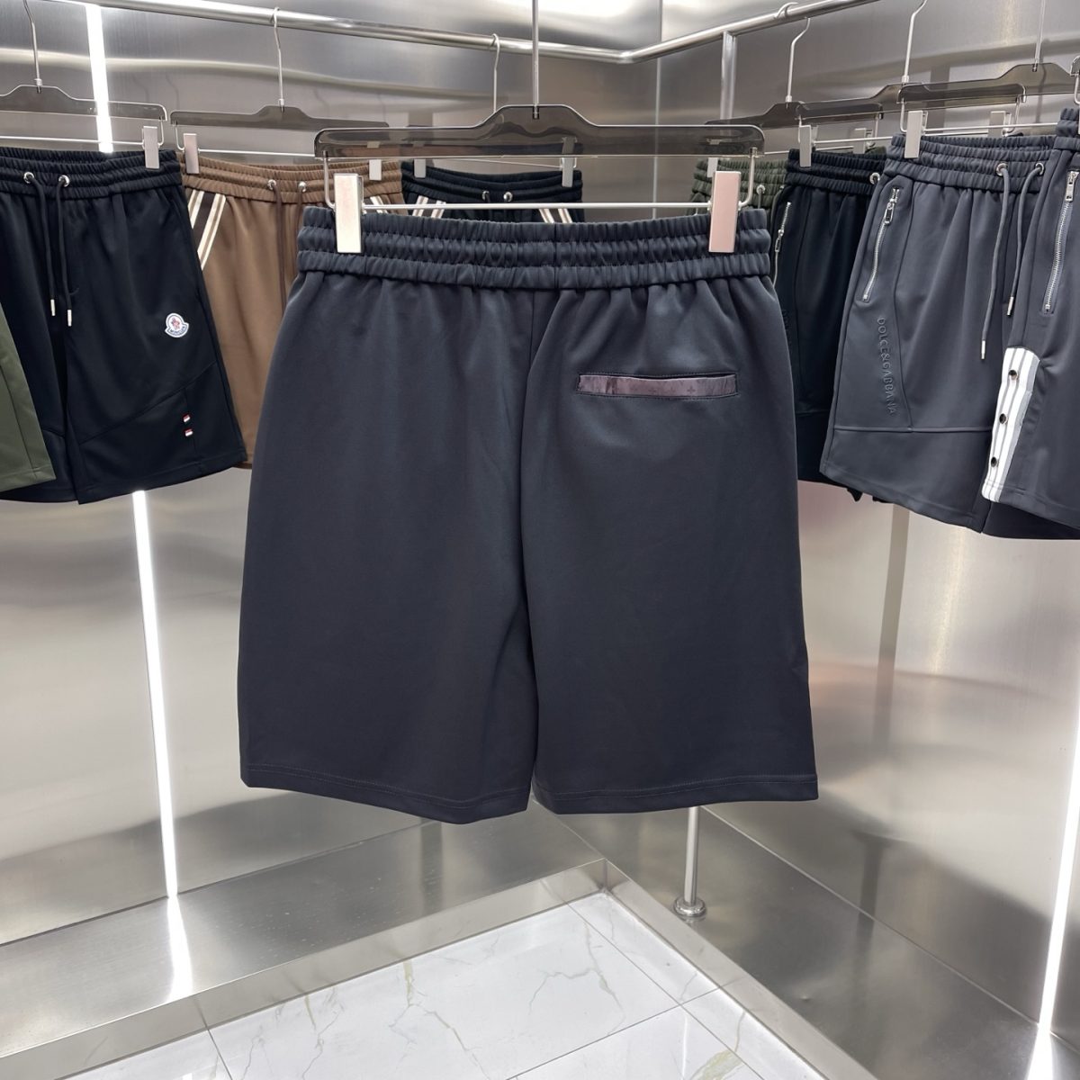 Louis Vuitton Shorts M-3XL - Image 9