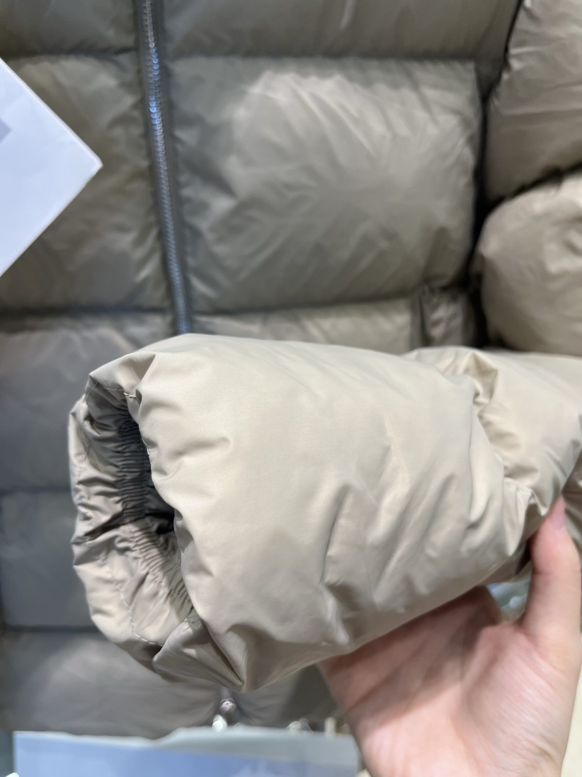Moncler 25SS Tarn Down Jacket Size 1-5 - Image 3