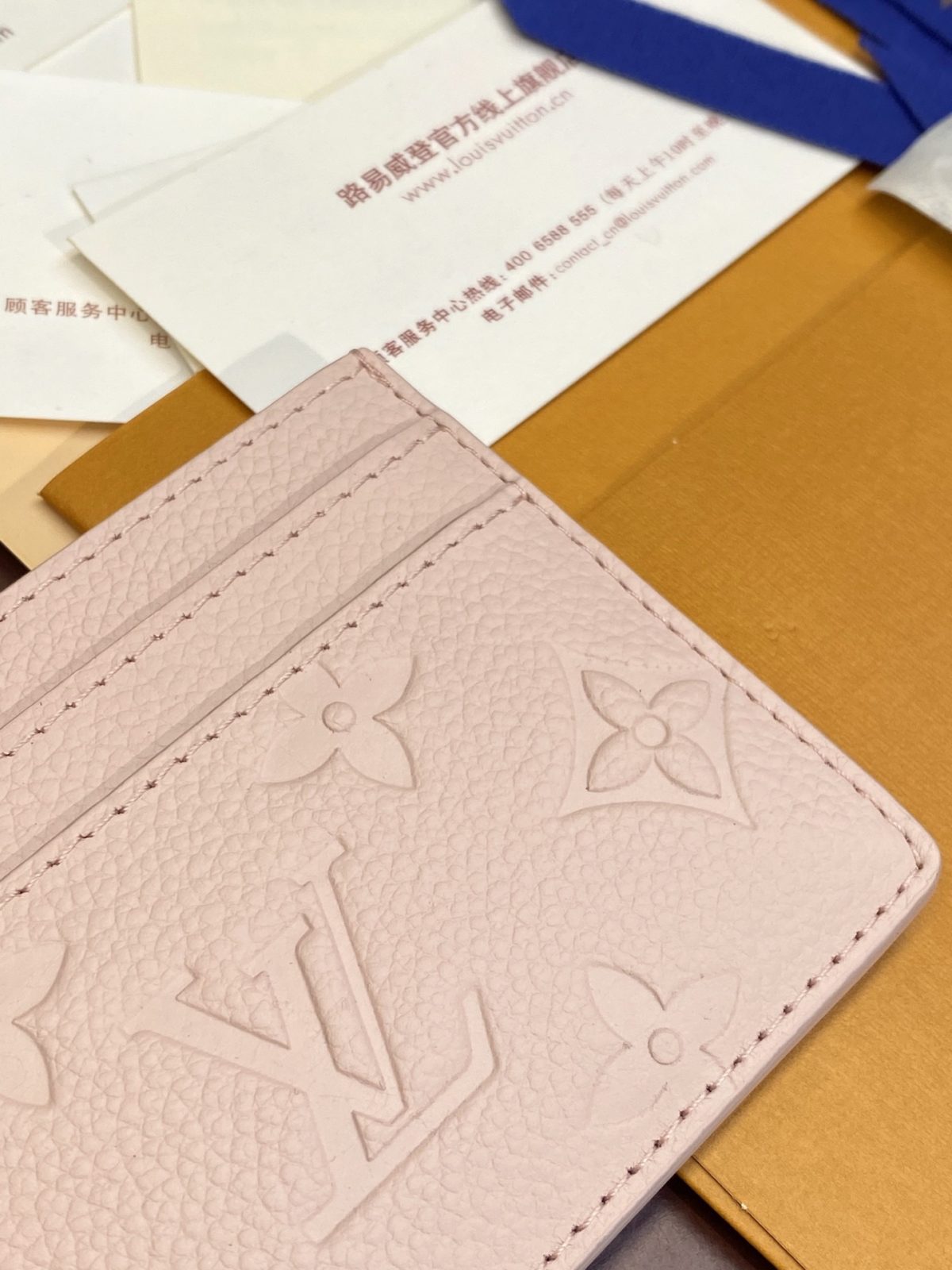 Louis Vuitton M82132 Card Holder Size 10*7cm - Image 6