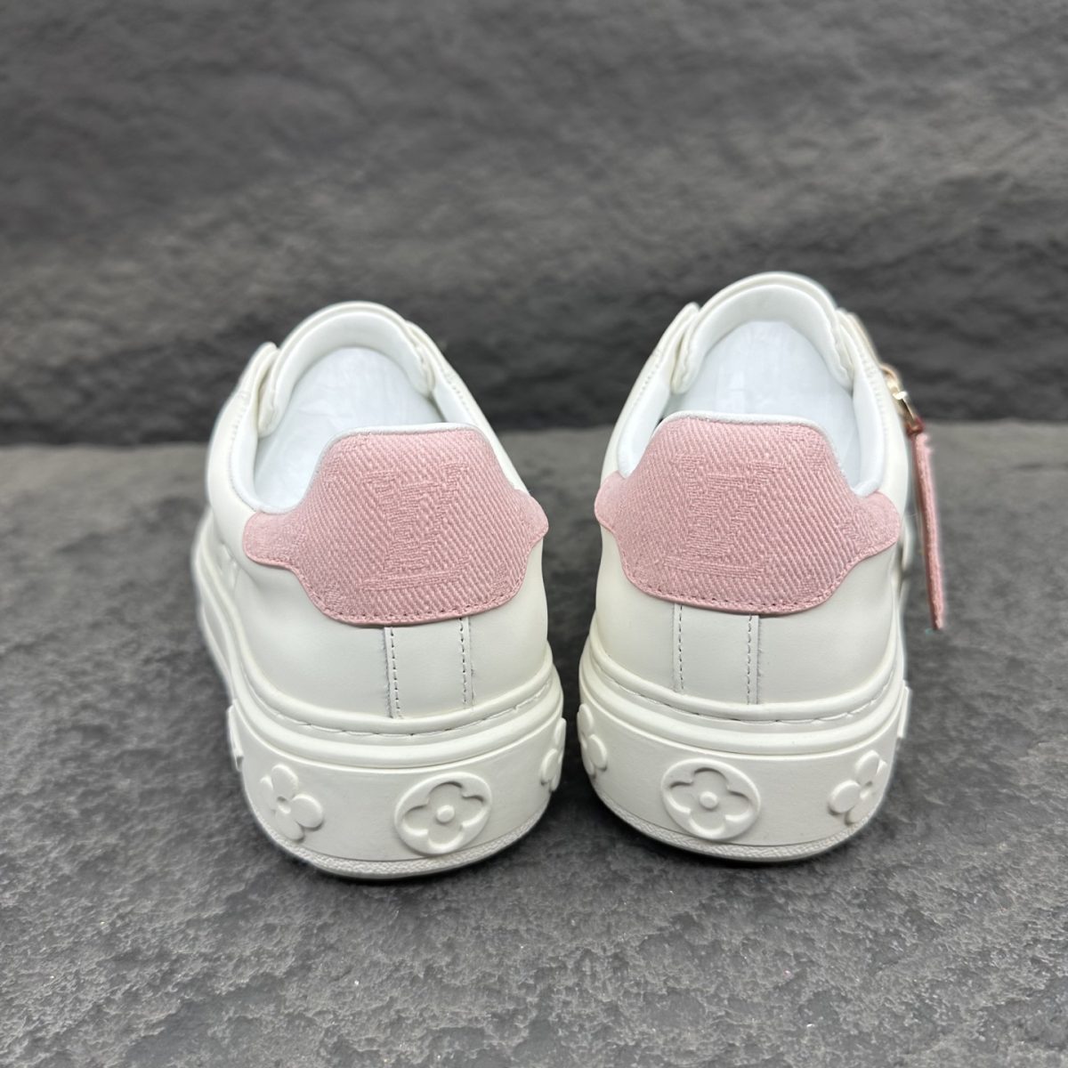 Louis Vuitton Time Out Sneaker Size 36-41 - Image 8