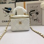 Chanel Women Shoulder Bags 11*8.5*7cm