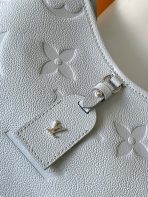 Louis Vuitton M46673 CarryAll Women Bags Size 29*24*12cm - Image 5
