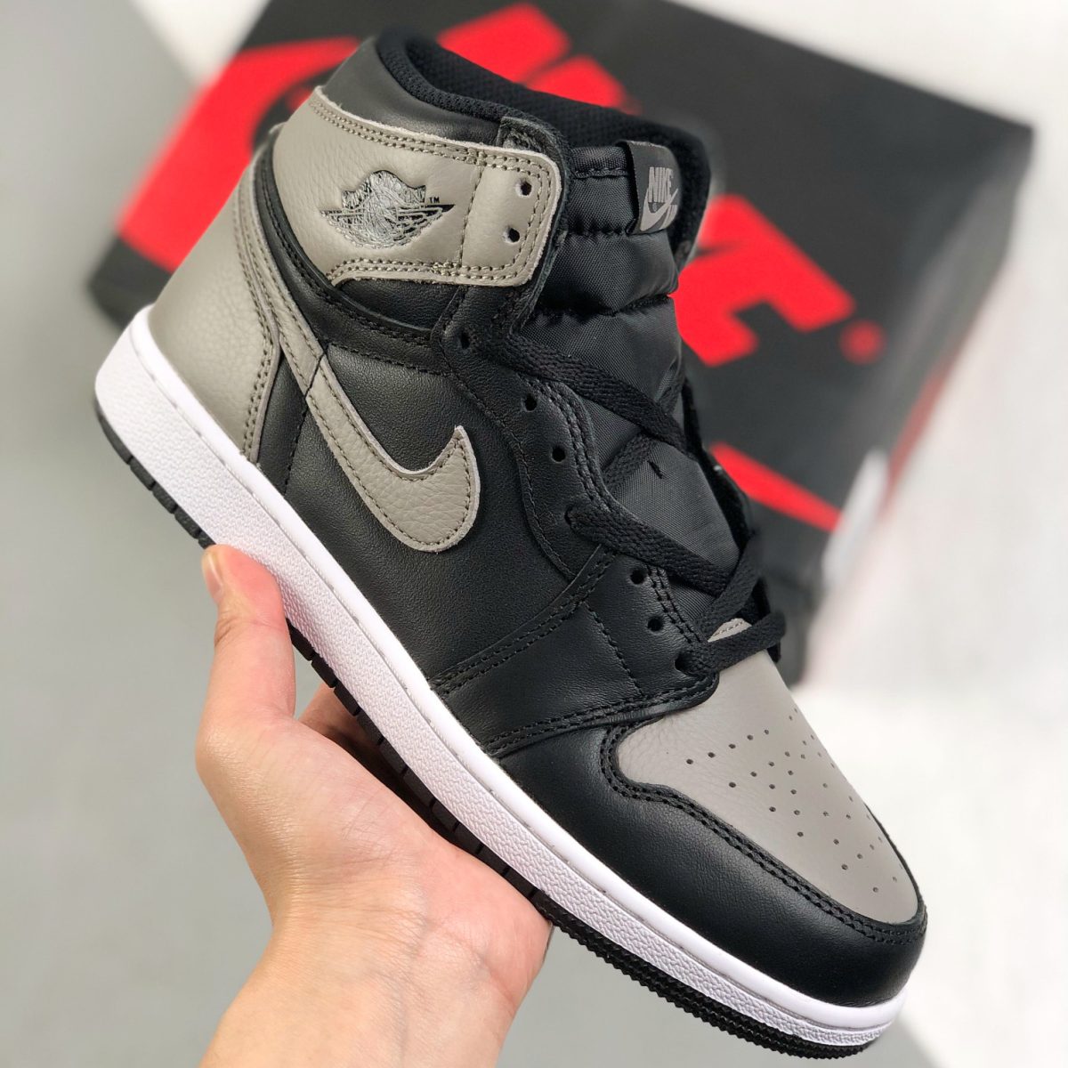 Nike Air Jordan 1 High Top Sneakers Shoes Gr. 36-46 - Image 1