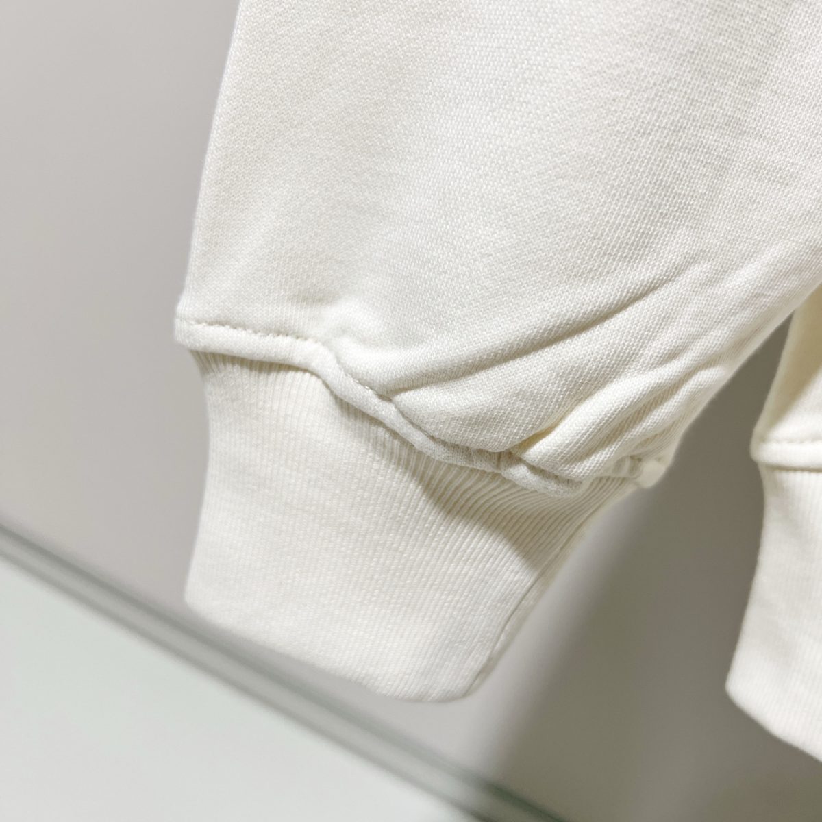 Gucci Unisex Sweatshirt Size S-XL - Image 3