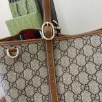 Gucci GG Emblem Women Shopping Bags Size 38*25*15cm - Image 5