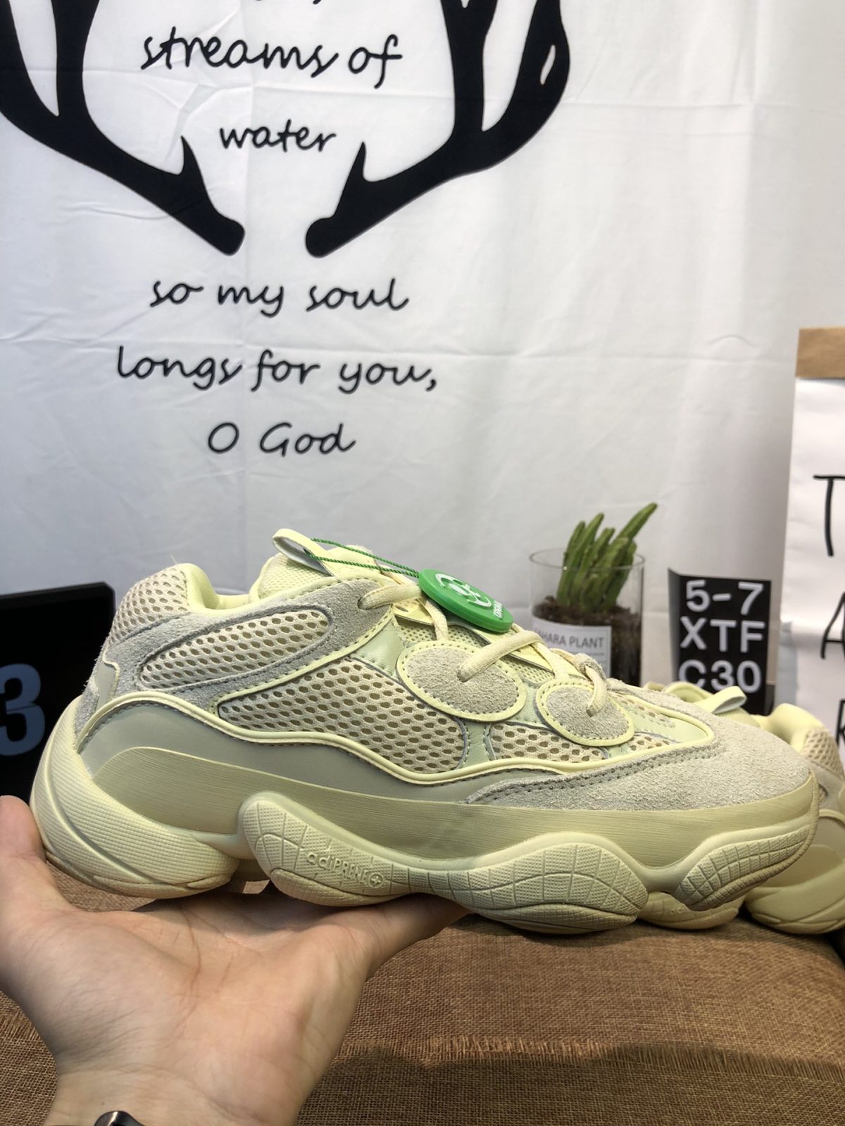 Yeezy 500 Mens/Women's Sneakers Shoes 36 - 47 - Image 1