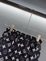 Louis Vuitton Beach Pants Size M-XXXL - Image 5