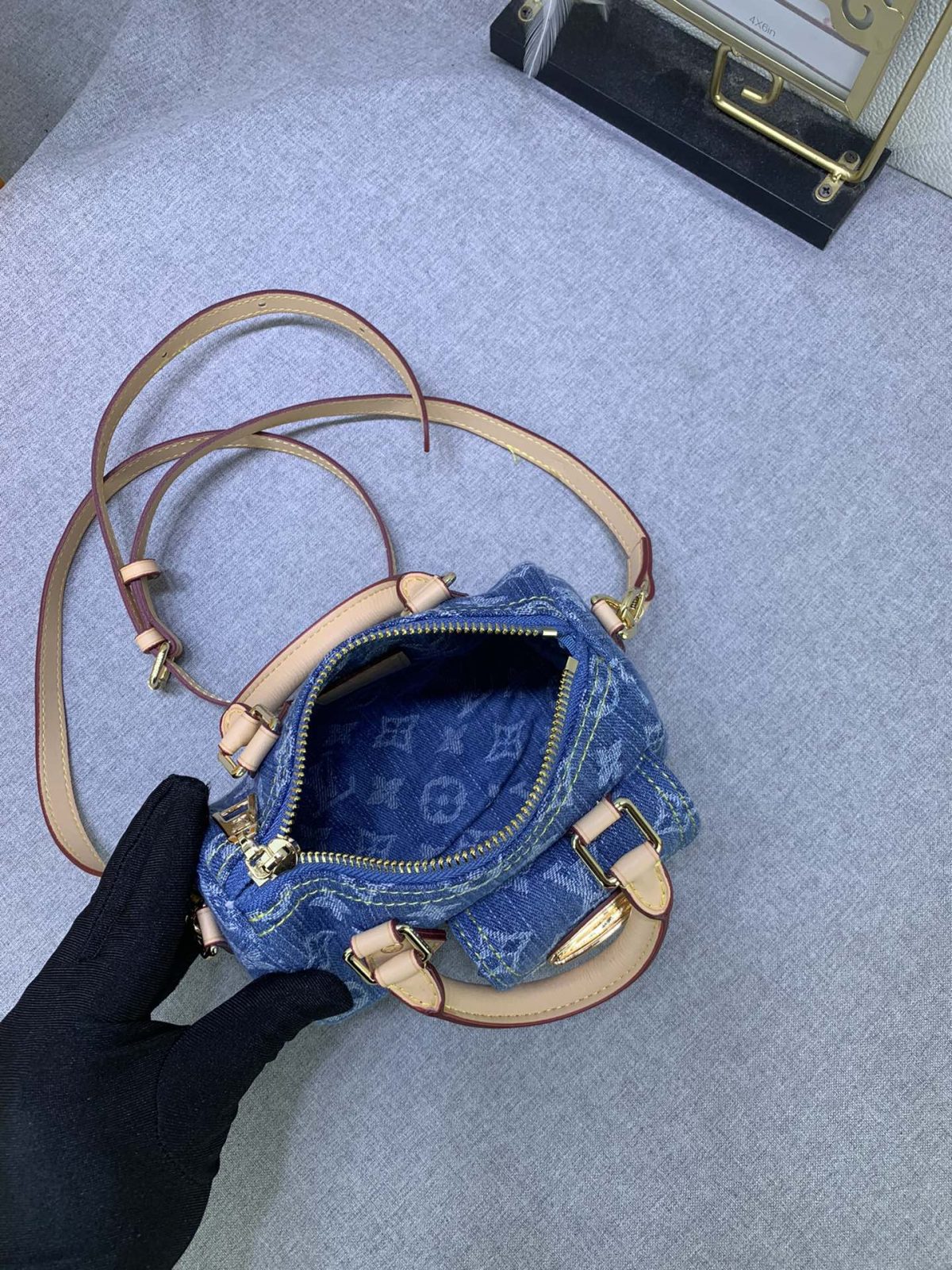 Louis Vuitton M82950 Nano Speedy Denim Cowboy Shoulder Bags Size 16*7*10cm - Image 9