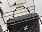 Chanel Women Shoulder Bags Size 17cm - Image 2