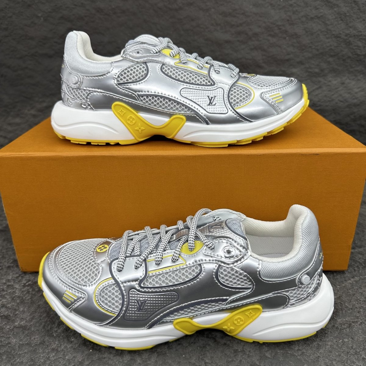 Louis Vuitton LV OLYMPIA Sneaker Size 36-46 - Image 1