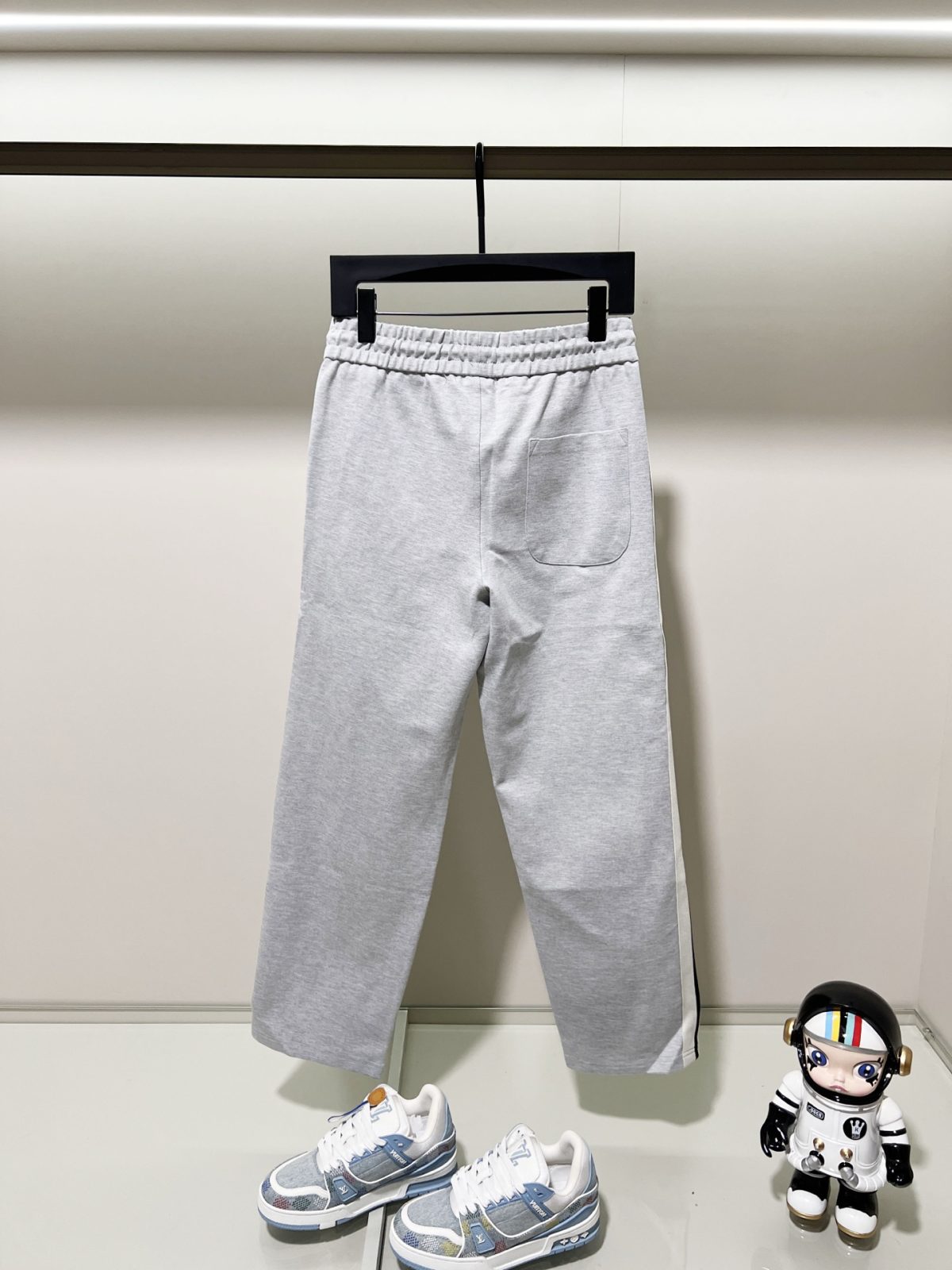 Moncler Unisex Pants Size S-XXL - Image 6