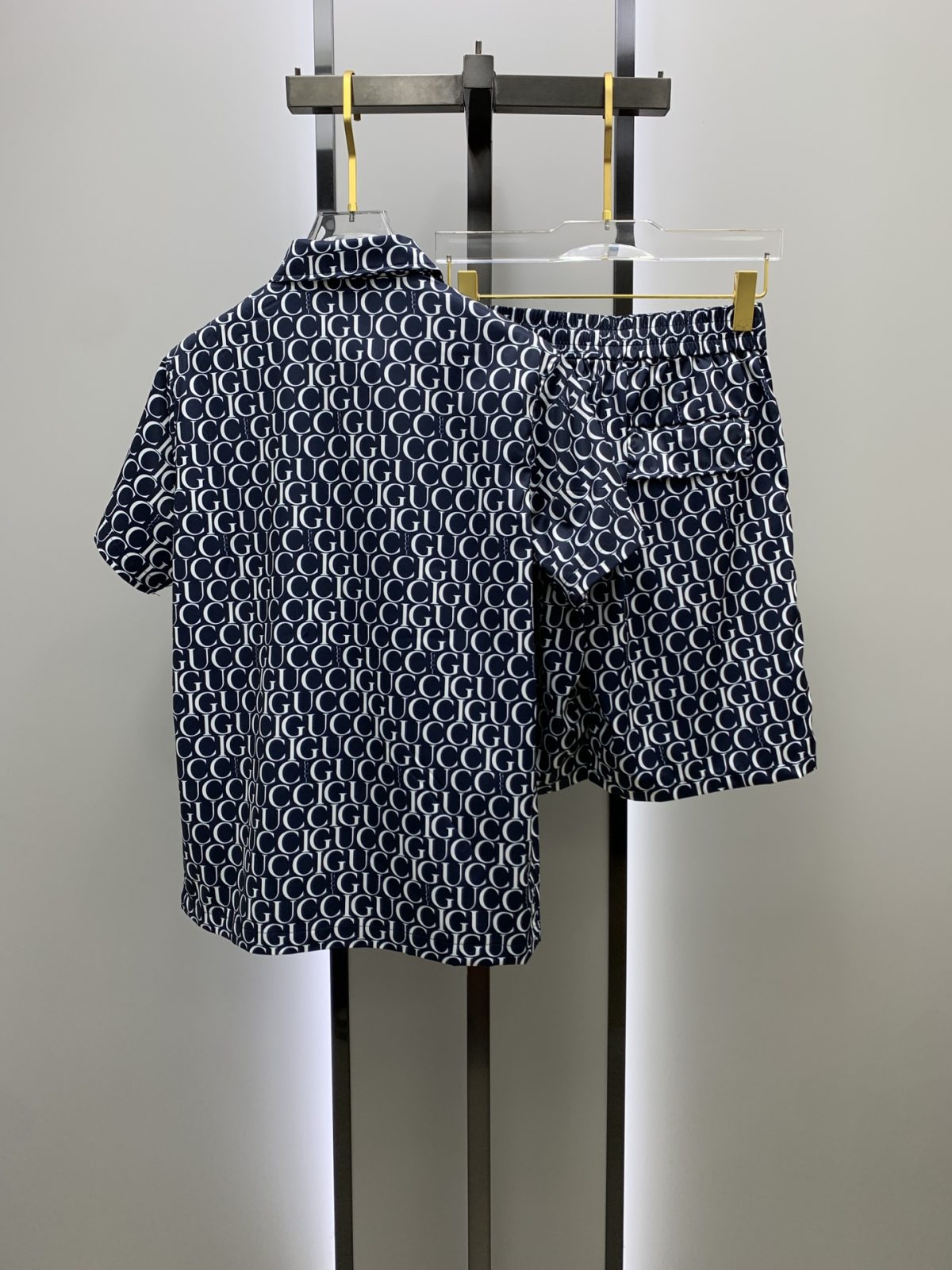 Gucci Sommeranzug Size M-XXL - Image 11